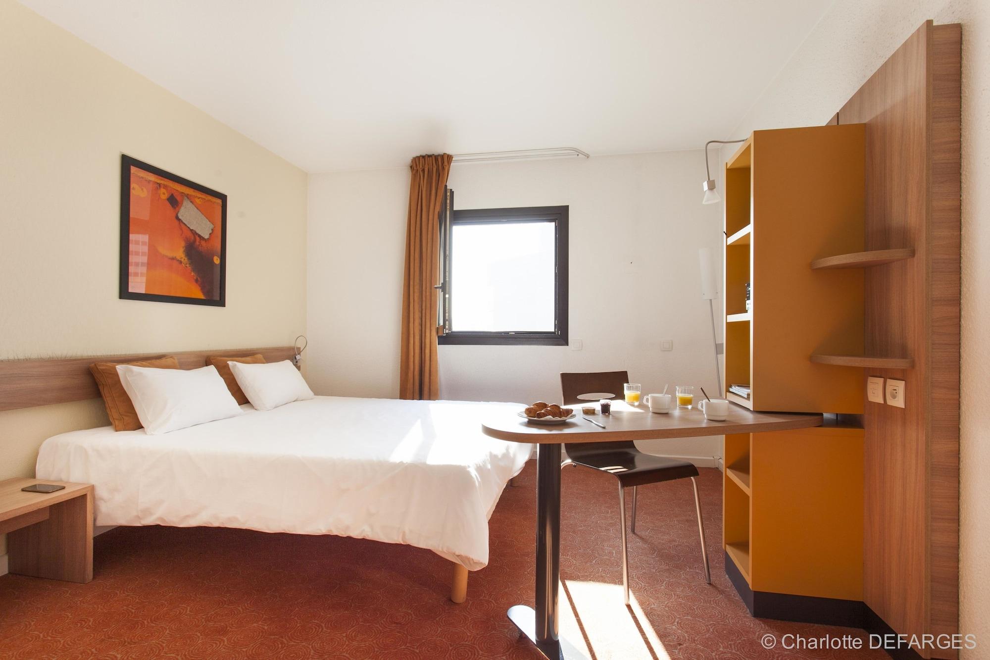 Canal Suites Pantin Exteriör bild
