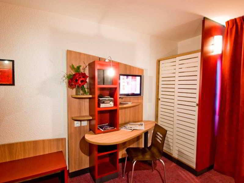 Canal Suites Pantin Exteriör bild